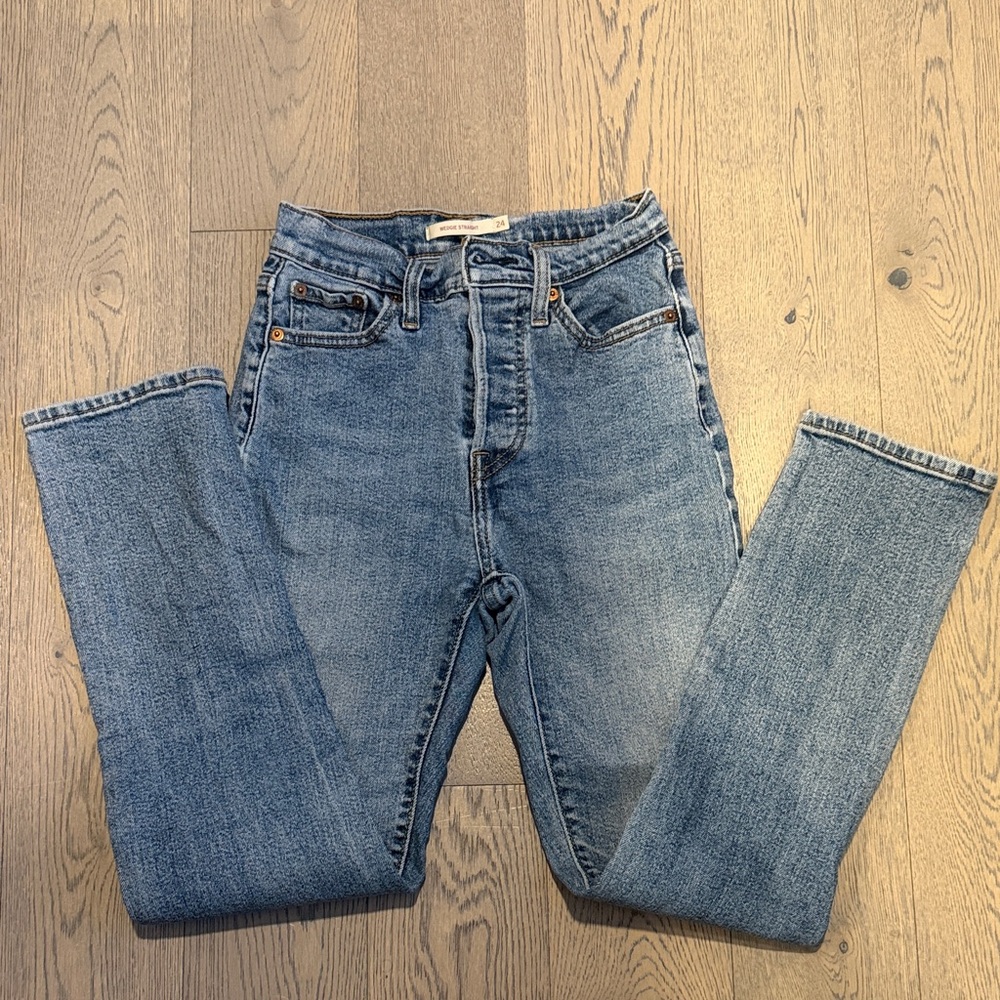 Levi’s Denim Wedgie Straight Jeans